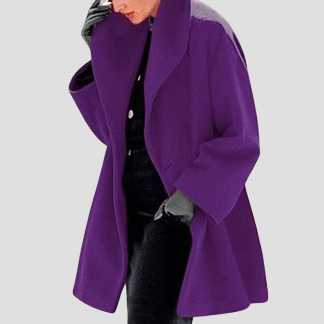 Abrigo con capucha: cálido y elegante para invierno