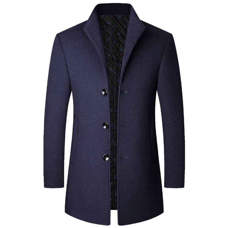Abrigo elegante de tejido lujoso y acolchado