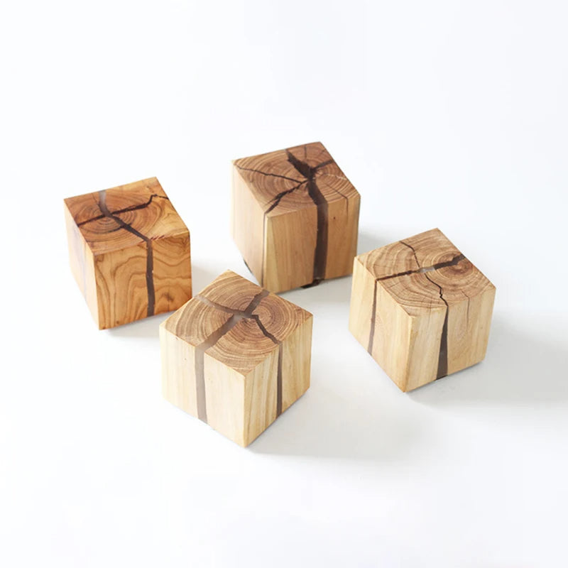 Aplique de pared de madera maciza tallada a mano y resina