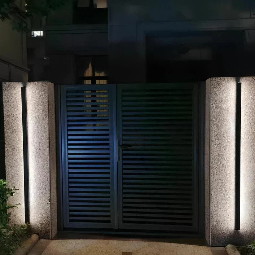 Aplique de pared exterior moderno de aluminio con retroiluminación