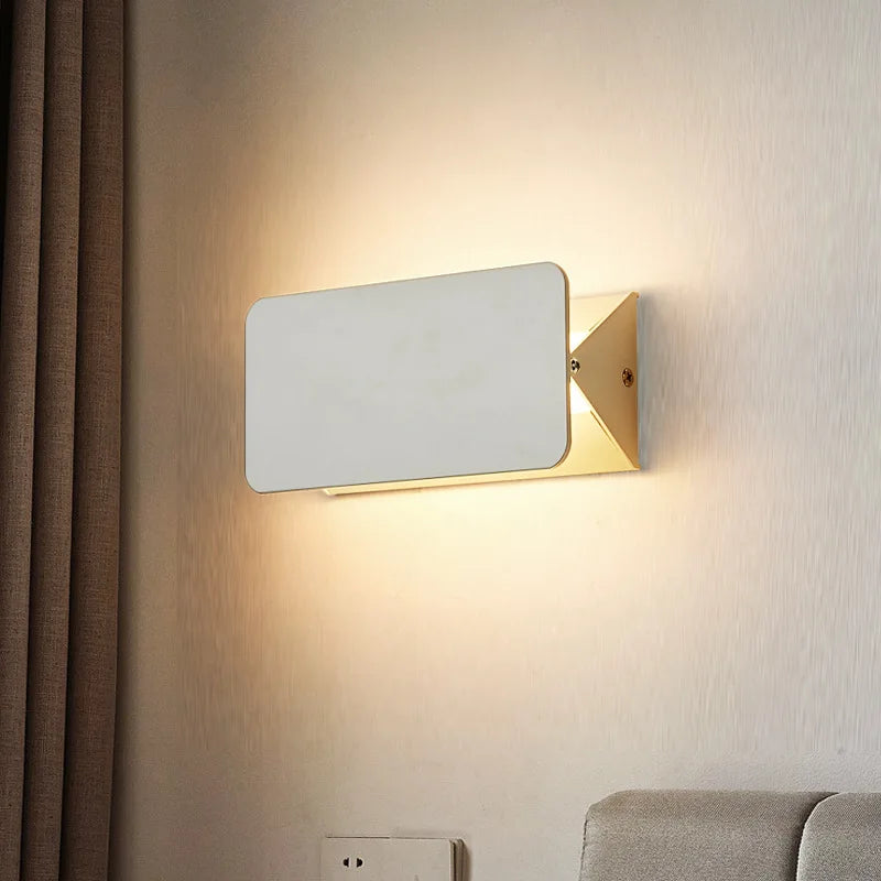 Aplique de Pared LED Moderno | Lámpara Minimalista de Aluminio con Brazo Orientable