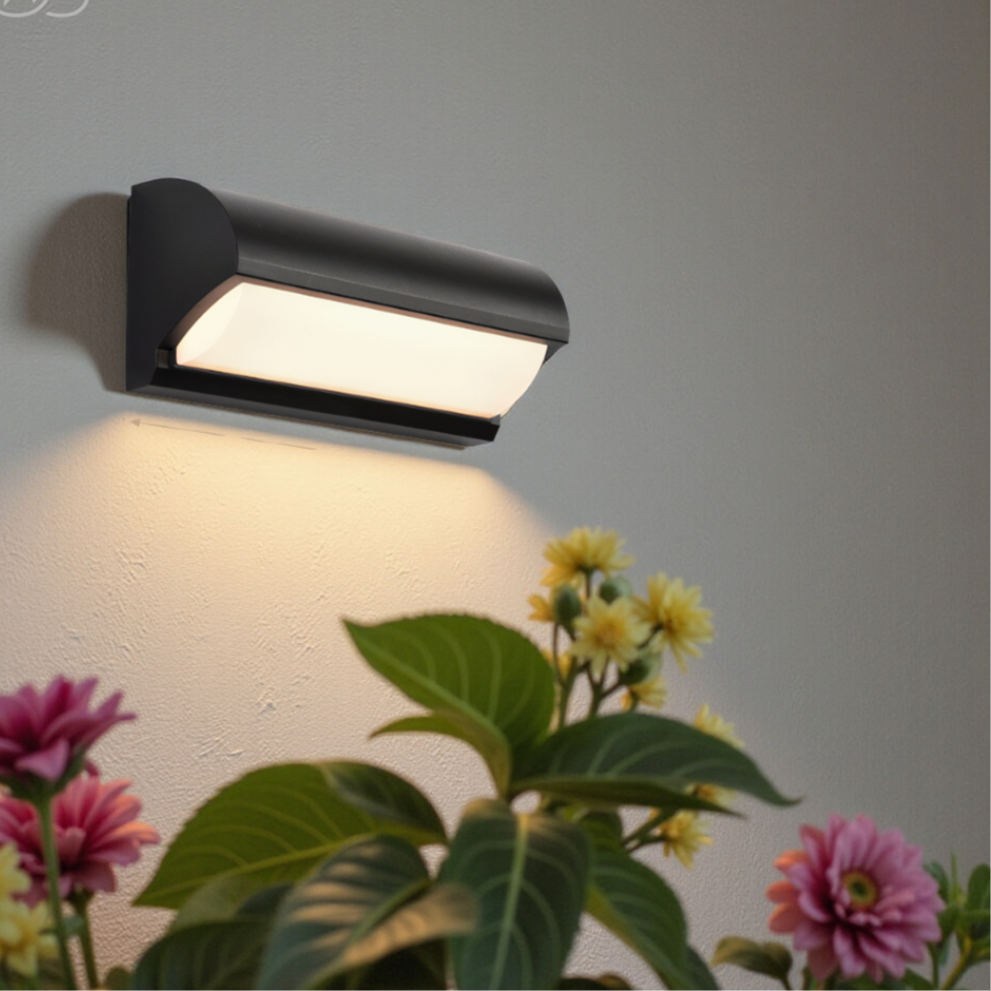 Aplique de pared LED moderno para exterior en color negro – Iluminación cálida resistente a la intemperie para jardín, patio y entradas
