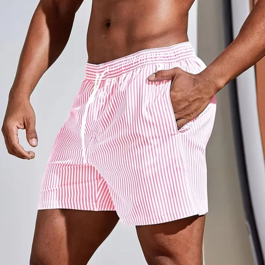 Bañador tipo shorts con estampado de rayas