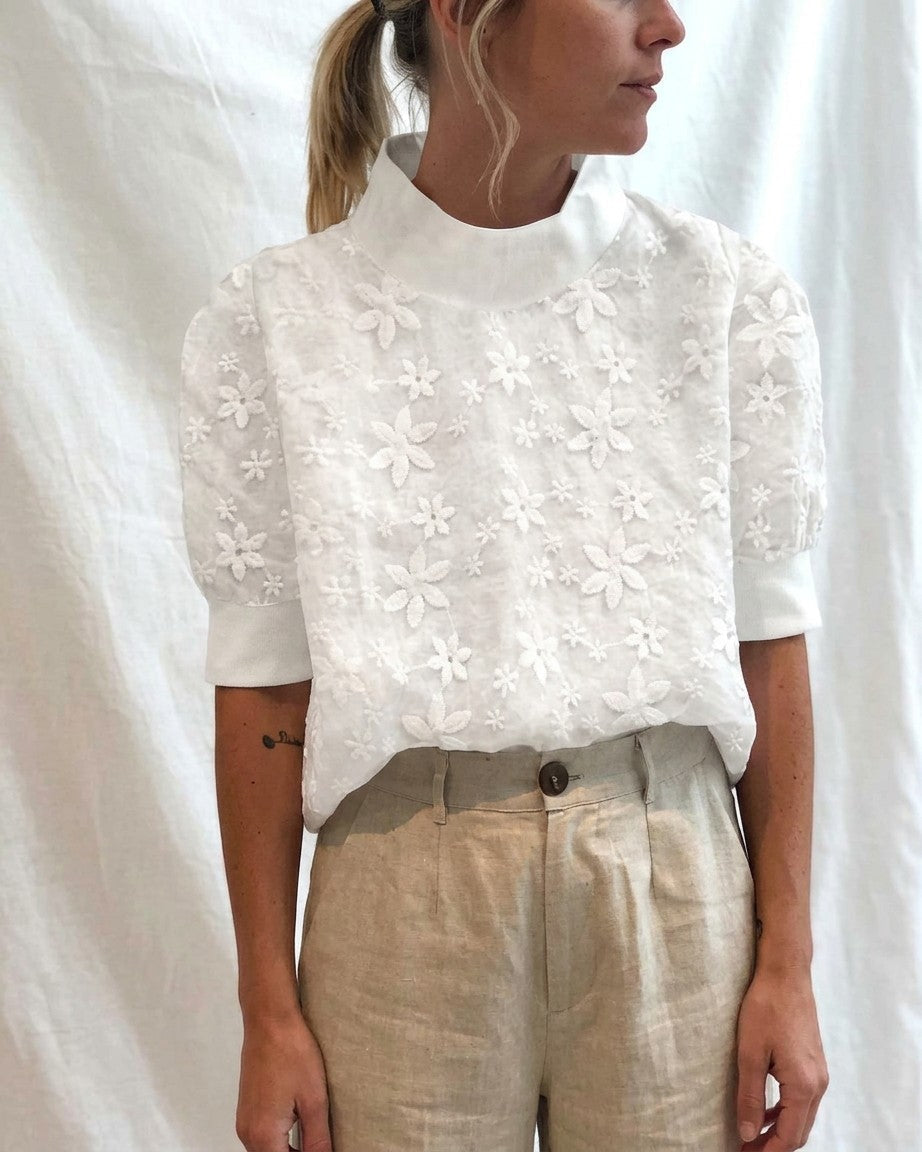 Blusa bordada para mujer