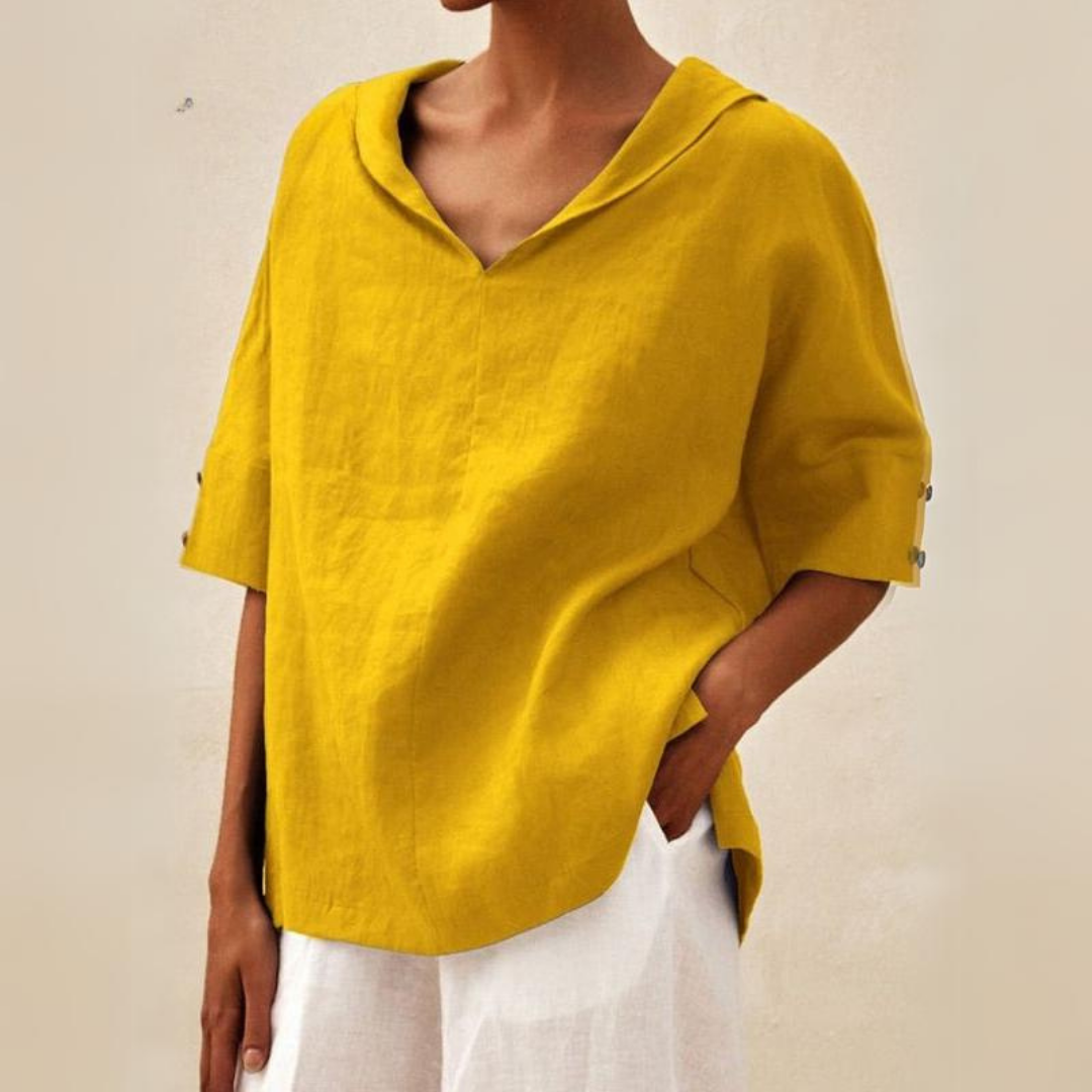 Blusa de mujer con cuello y manga corta