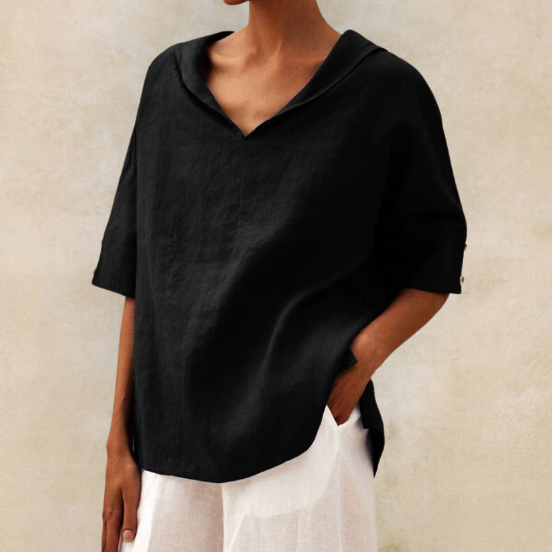 Blusa de mujer con cuello y manga corta