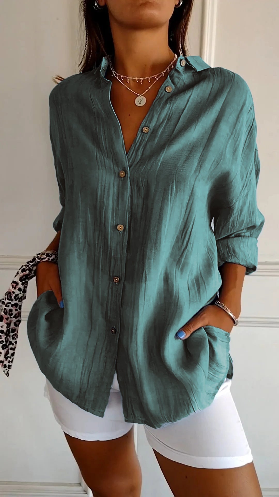 Blusa de verano para mujer de manga larga – Mezcla ligera de lino y seda con drapeado y elegancia costera escandinava