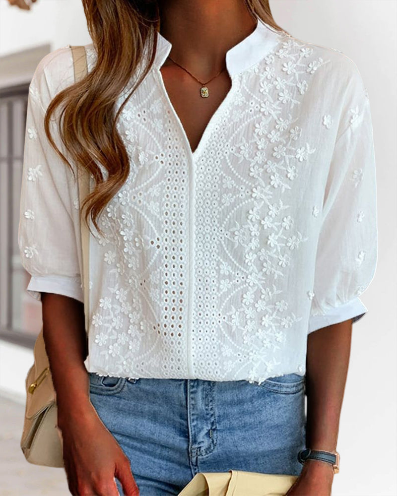 Blusa monocromática de manga corta con cuello en V