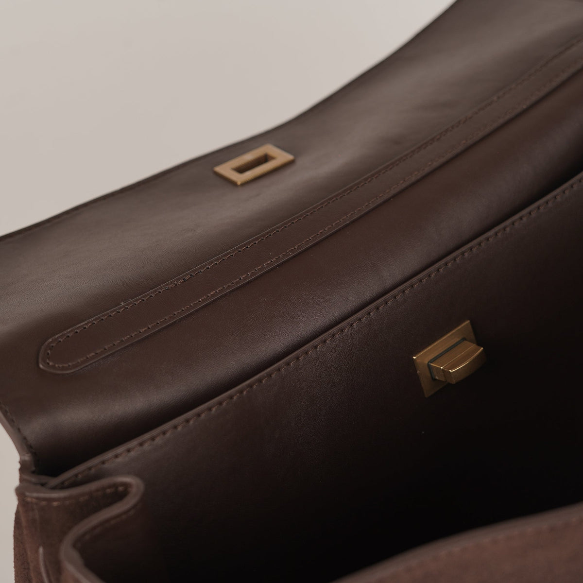 Bolso de mano: elegancia para otoño e invierno