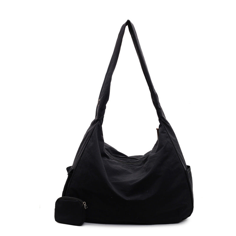 Bolso hobo espacioso para uso diario