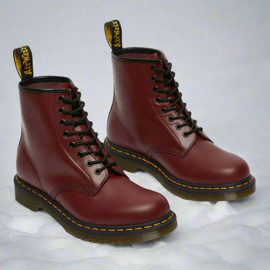 Botas acordonadas para mujer de diseño clásico