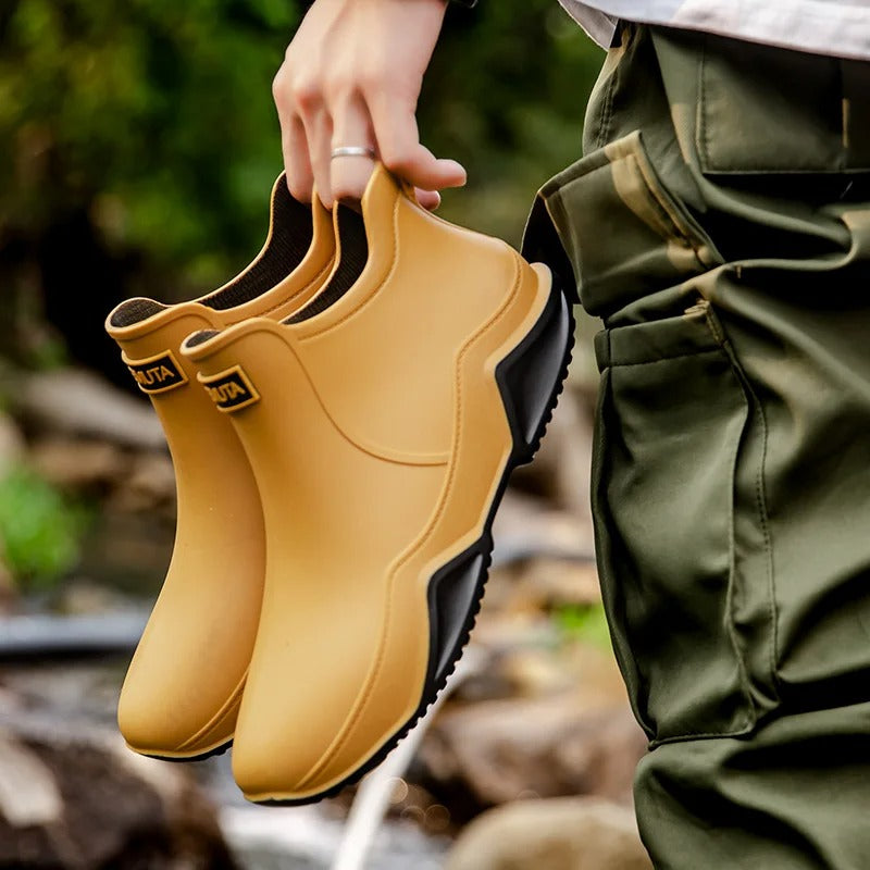 Botas de agua impermeables y antideslizantes