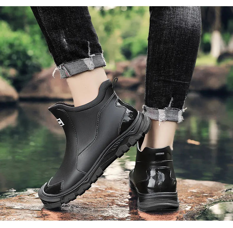 Botas de terreno impermeables con suela aislante