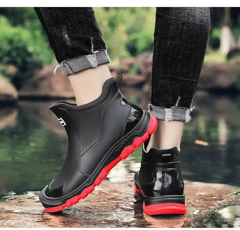 Botas de terreno impermeables con suela aislante