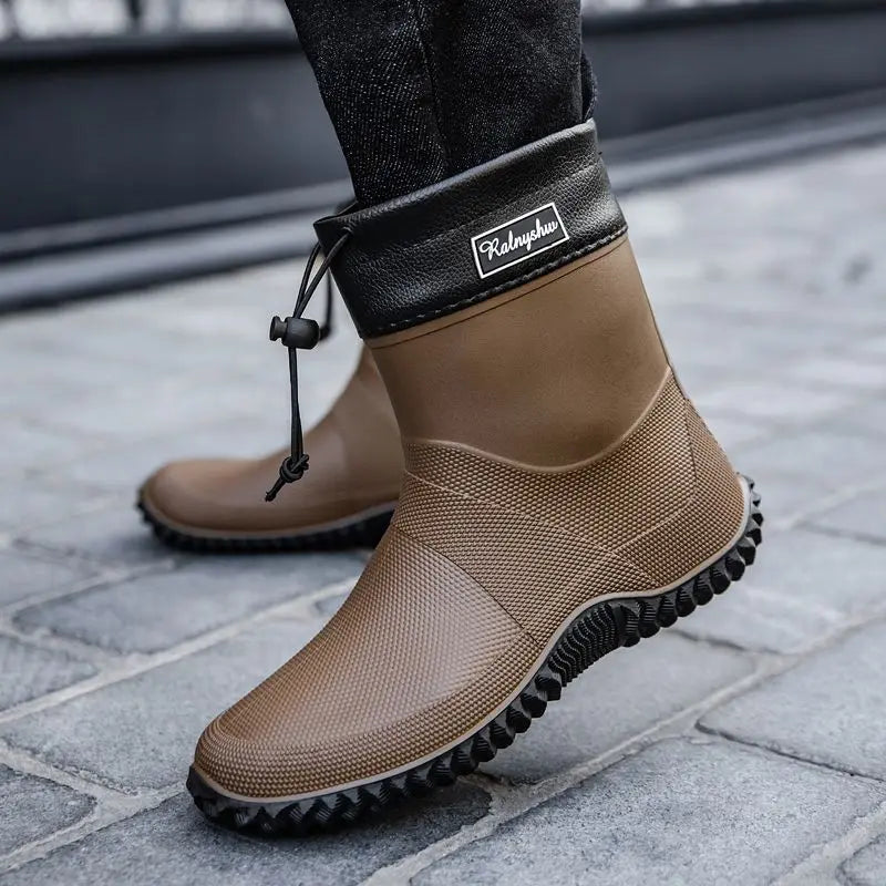 Botas de trabajo impermeables de caña baja para hombre