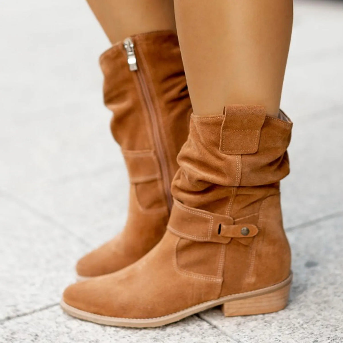 Botas elegantes para mujer: perfectas para el trabajo o conjuntos casuales
