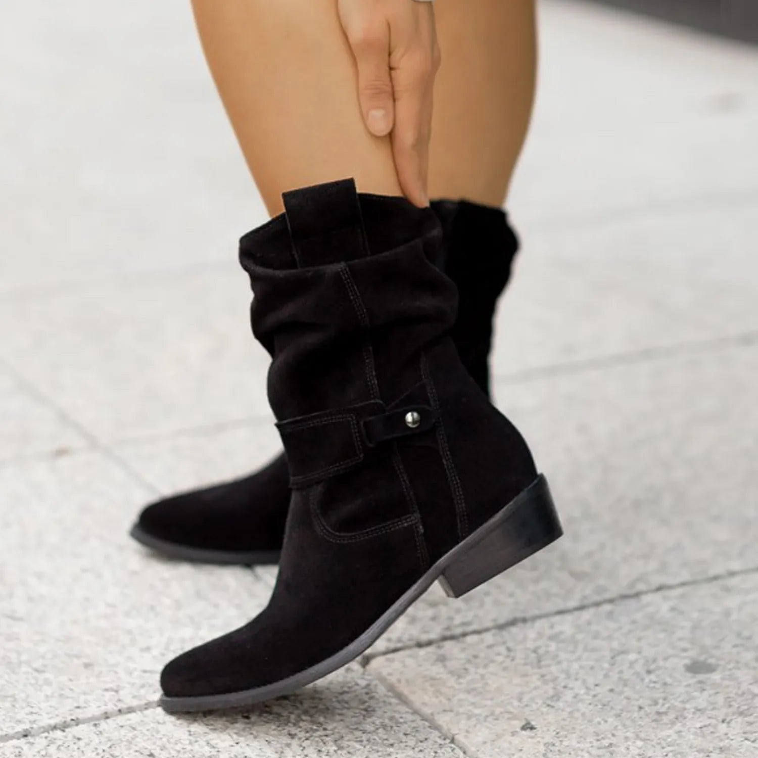 Botas elegantes para mujer: perfectas para el trabajo o conjuntos casuales