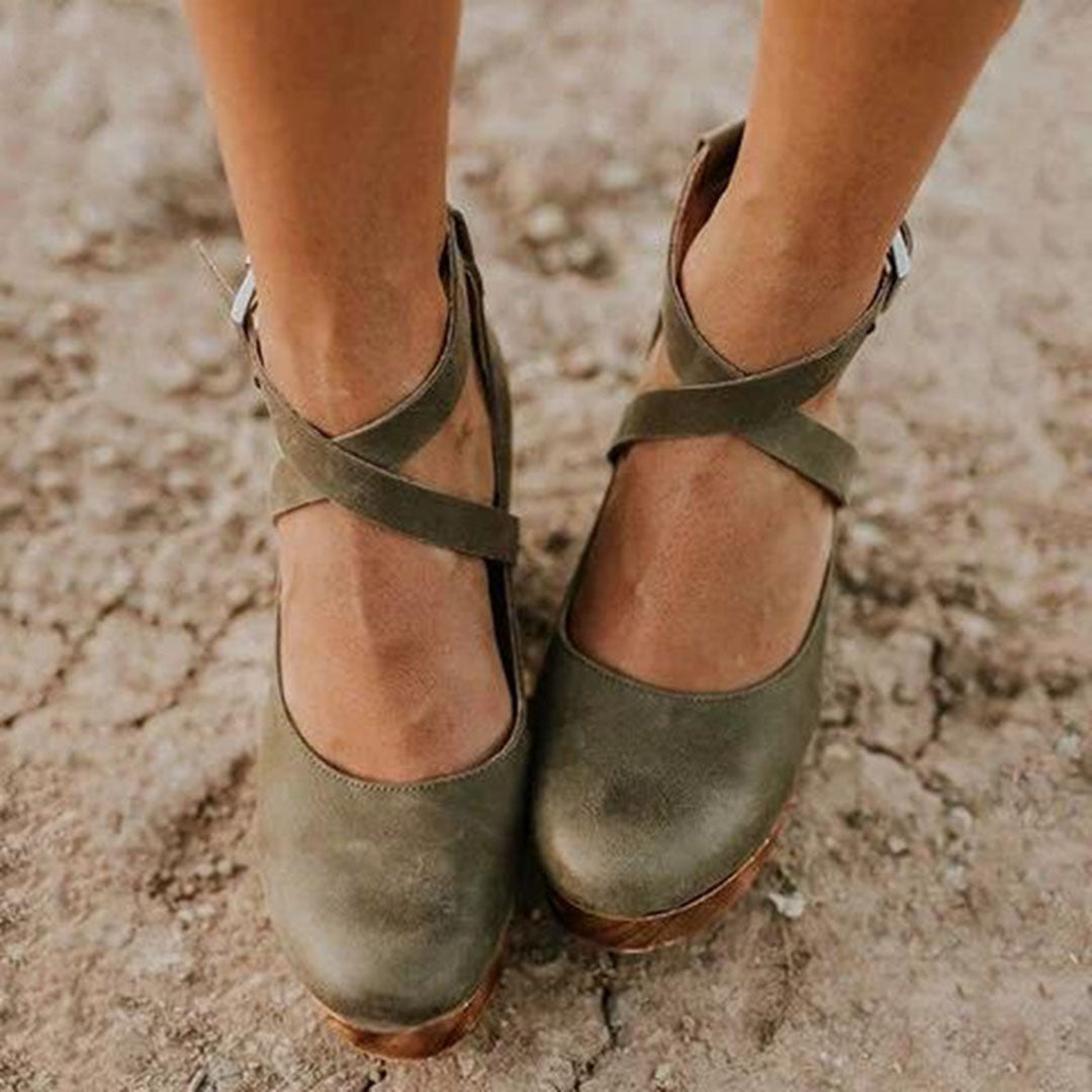 Botas ortopédicas para mujer con tacón