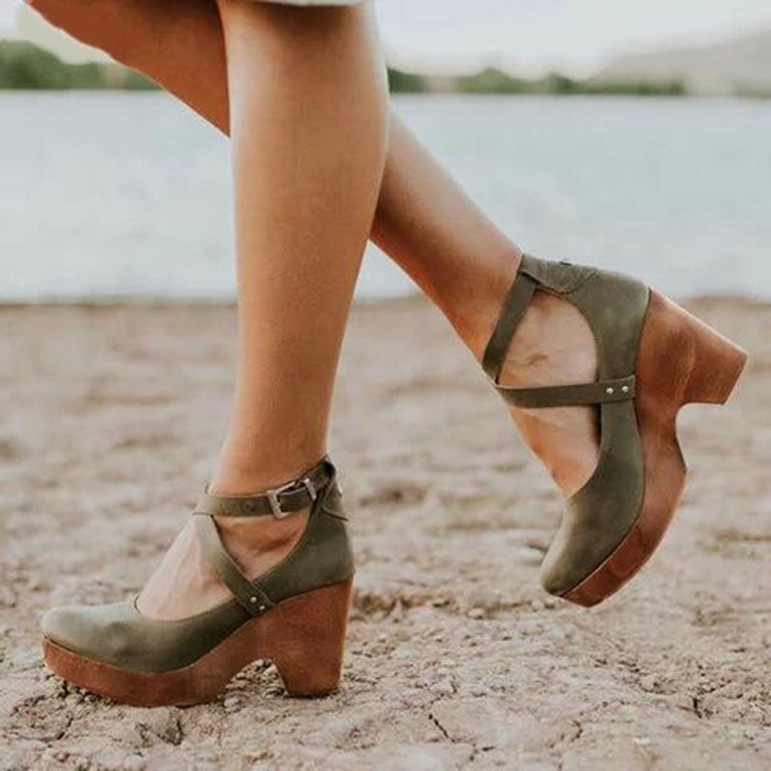 Botas ortopédicas para mujer con tacón