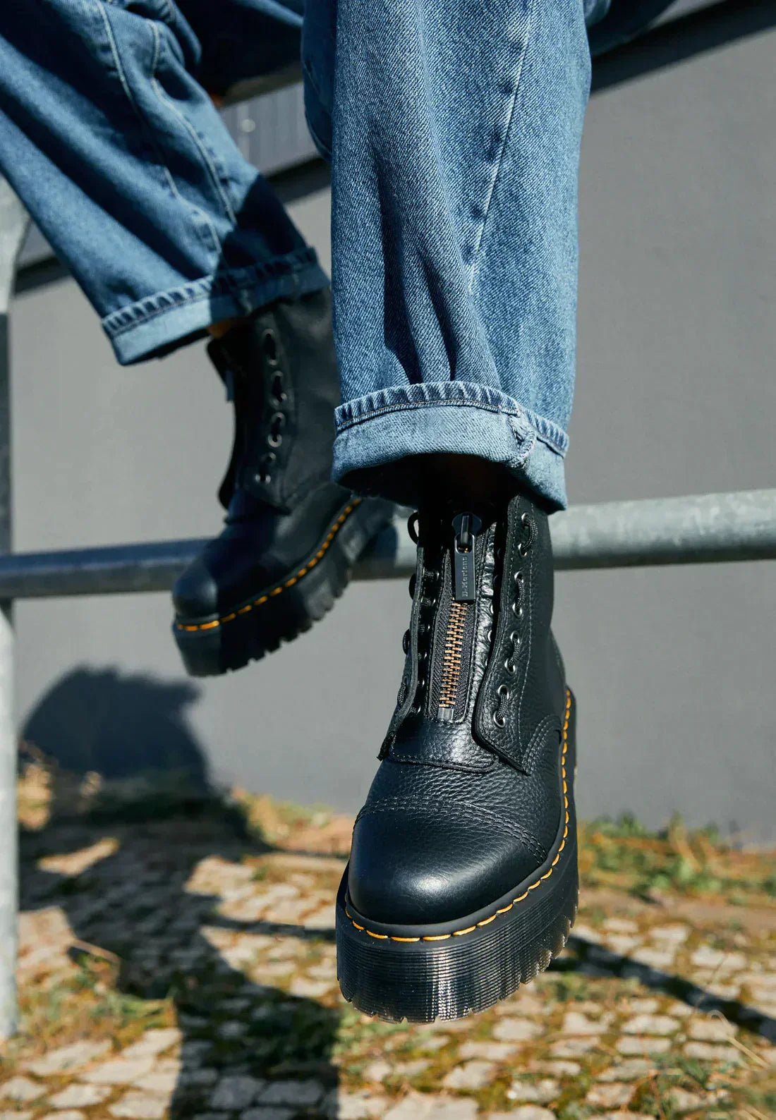 Botines elegantes de cuero para mujer con tacón estable y suela antideslizante