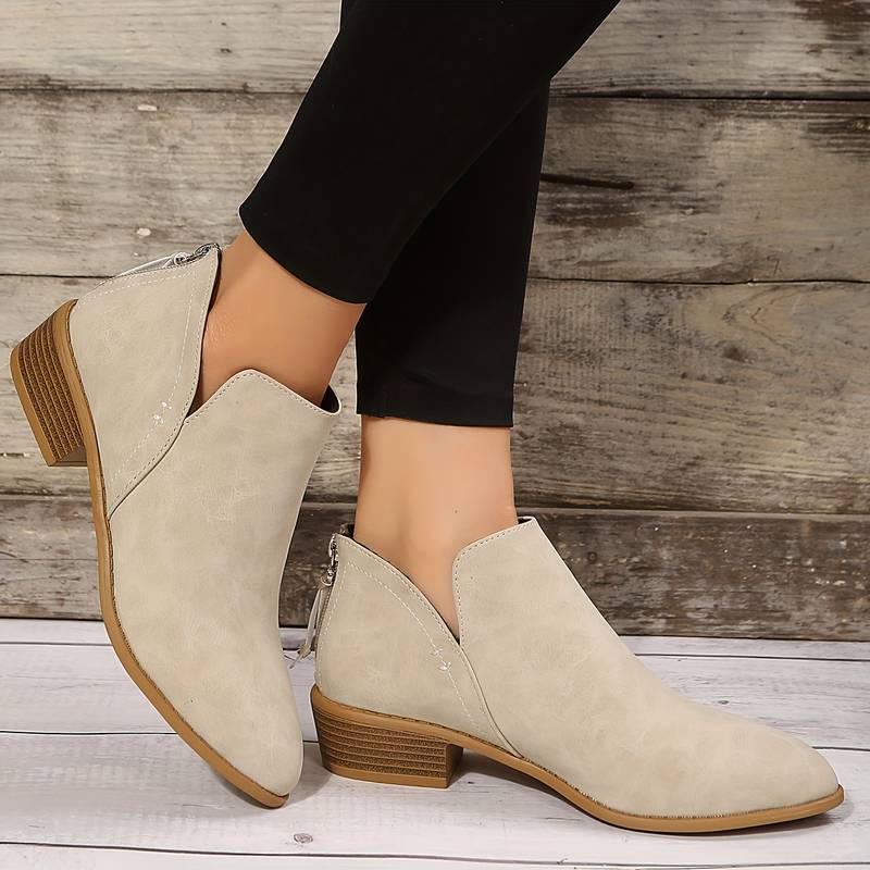 Botines para mujer de tacón bajo y corte en V