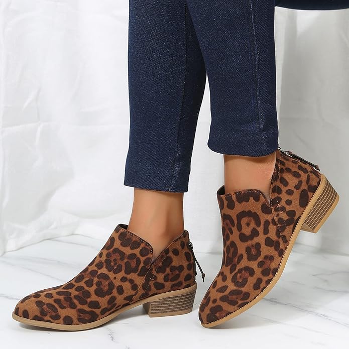 Botines para mujer de tacón bajo y corte en V