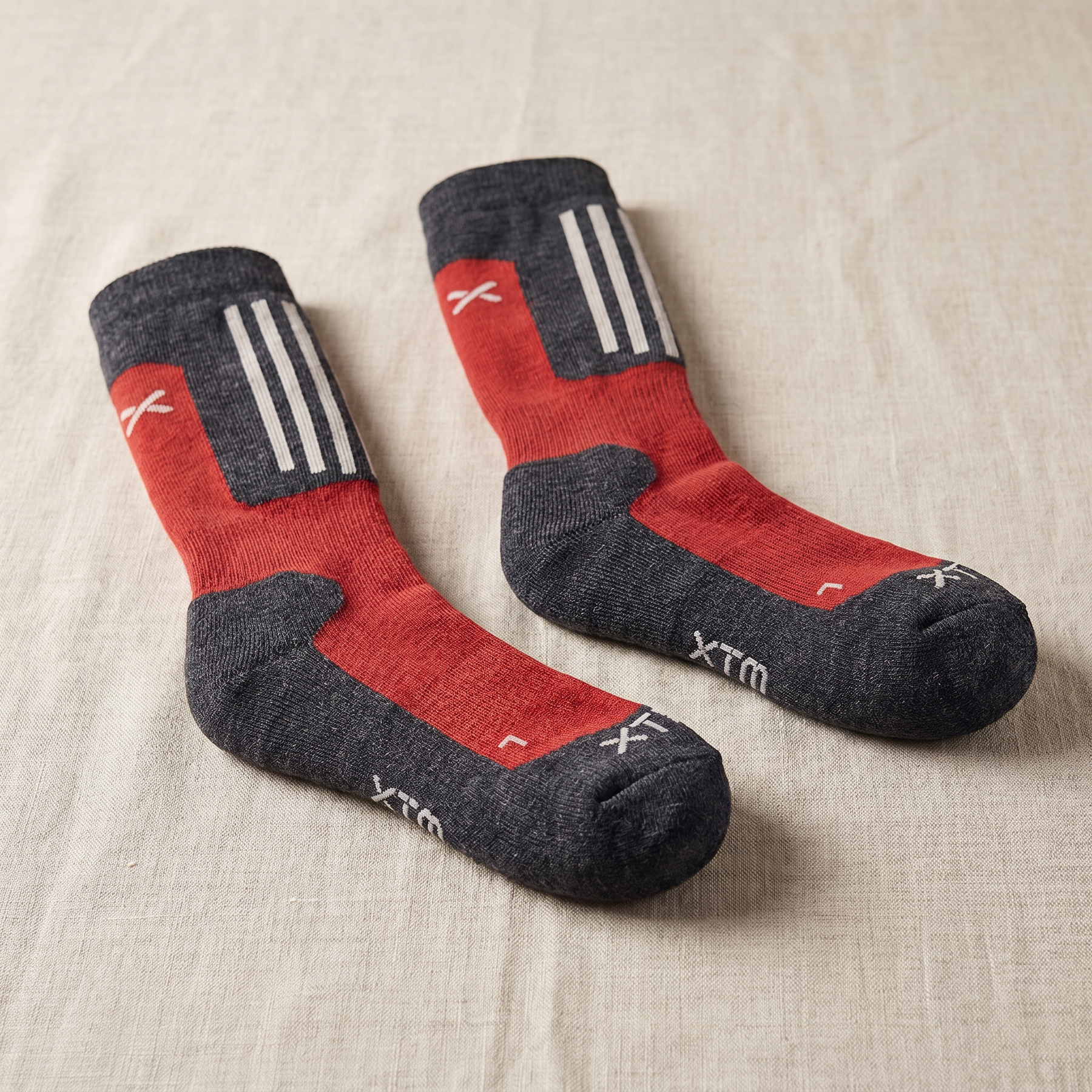 Calcetines de esquí unisex de lana merina | Diferentes grosores de material | Soporte para el arco del pie y acolchado en la espinilla