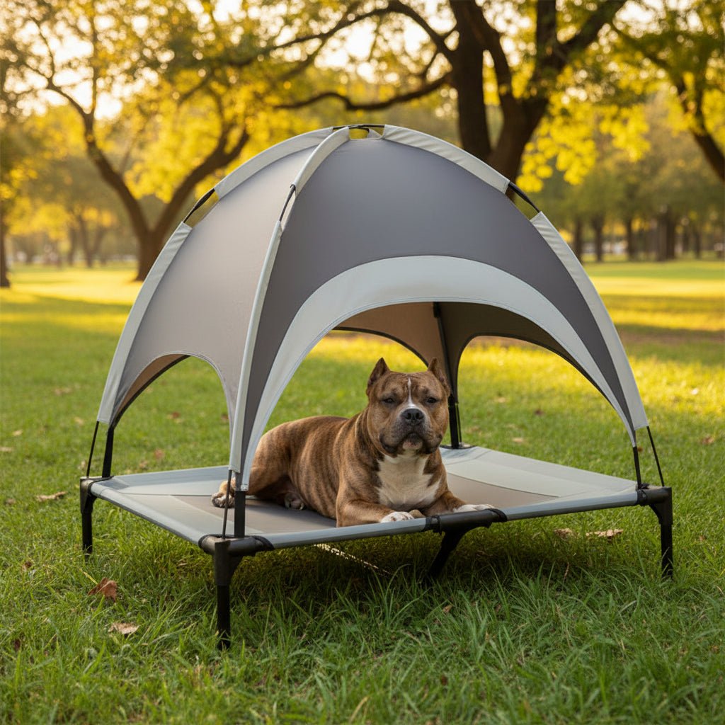 Cama elevada para perros con alfombrilla refrescante y protección UV para uso en exteriores