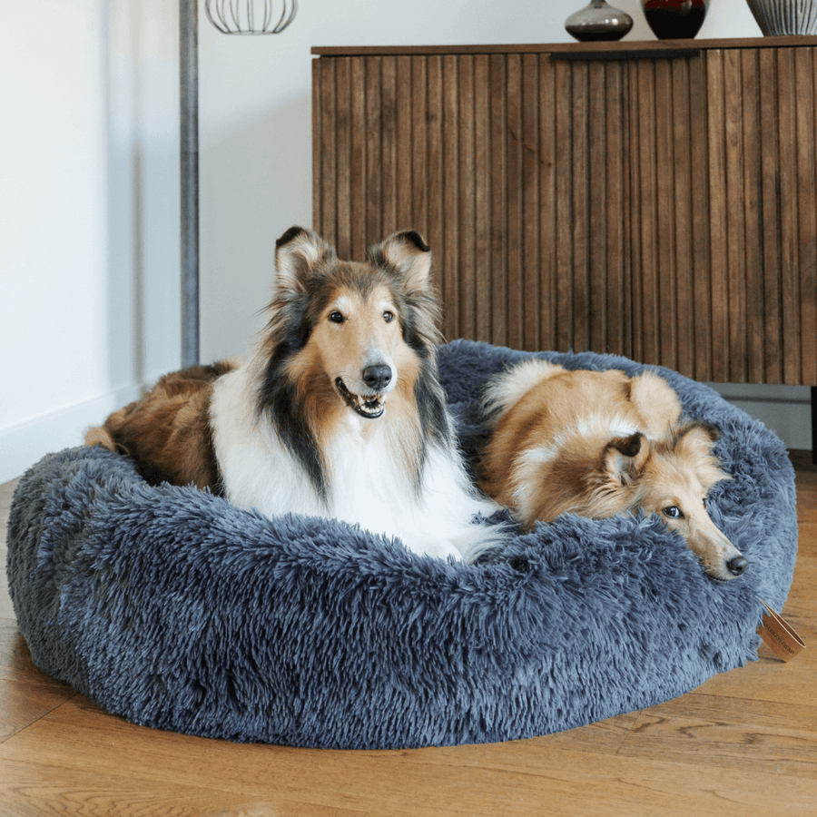 Cama mullida con forma de dona antiansiedad para todo tipo de perros