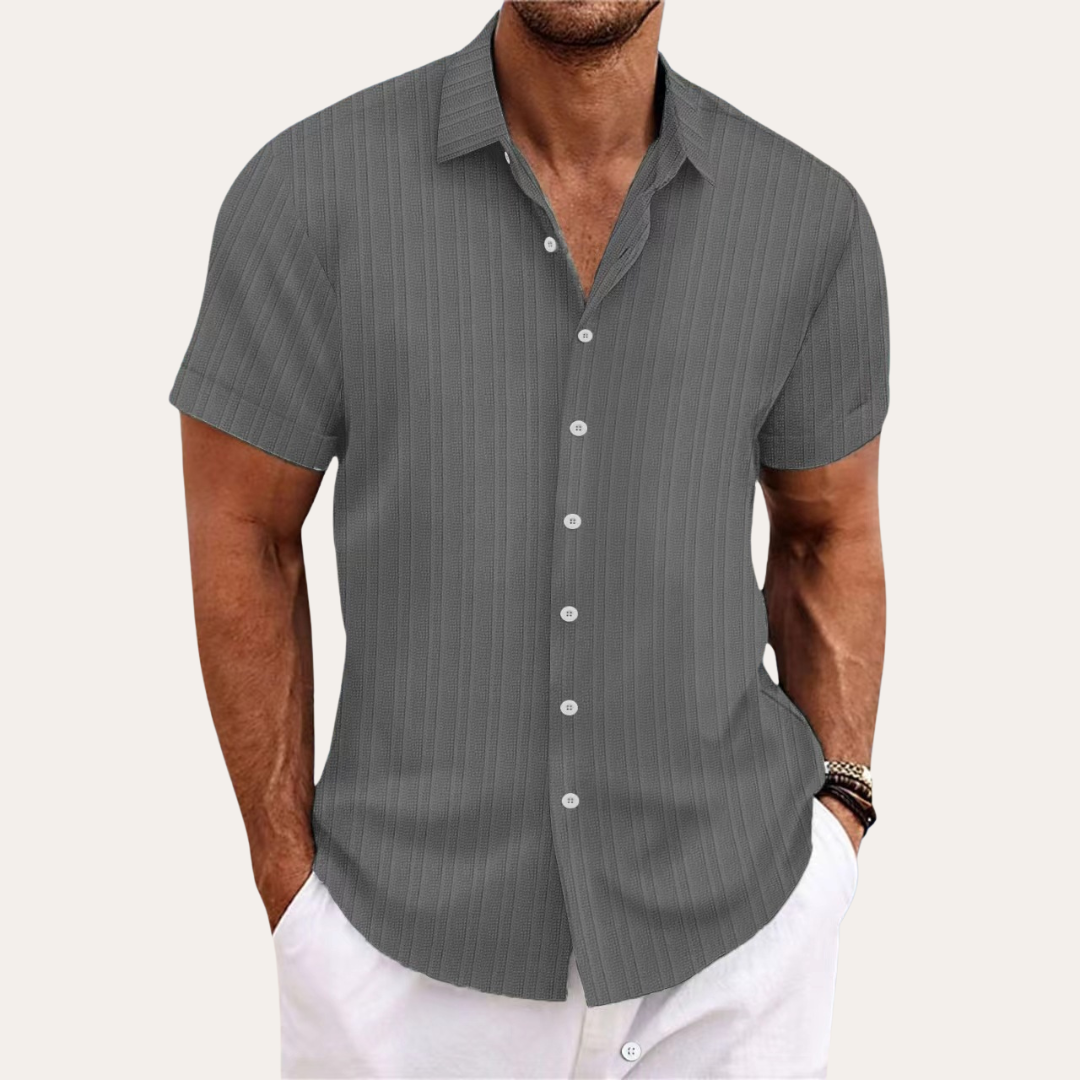 Camisa de manga corta con cierre de botones para hombre