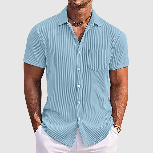 Camisa de manga corta con cuello solapa para hombre