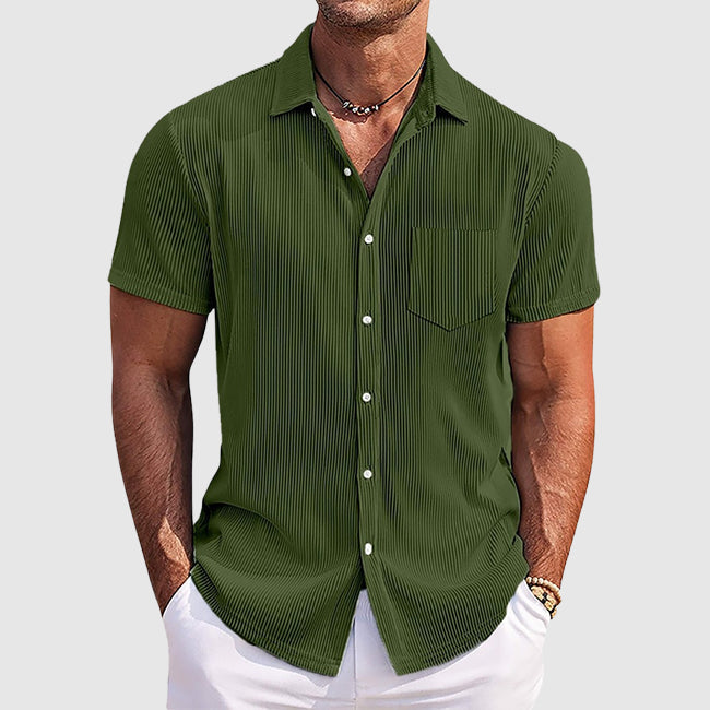 Camisa de manga corta con cuello solapa para hombre