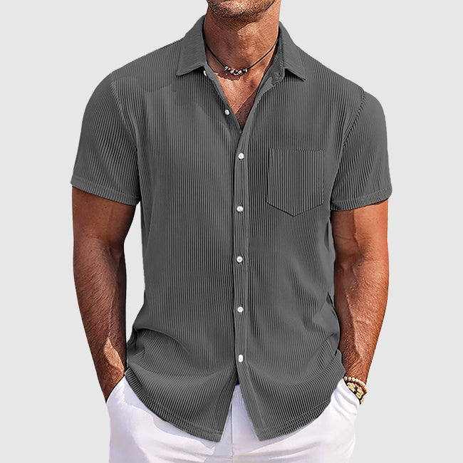 Camisa de manga corta con cuello solapa para hombre