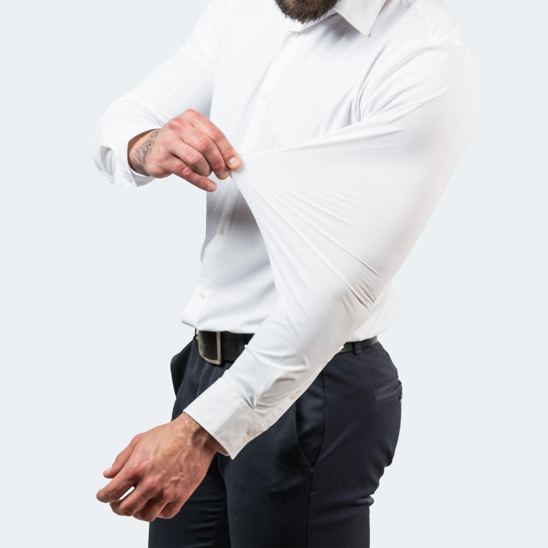 Camisa de vestir para hombre de material elástico e indeformable