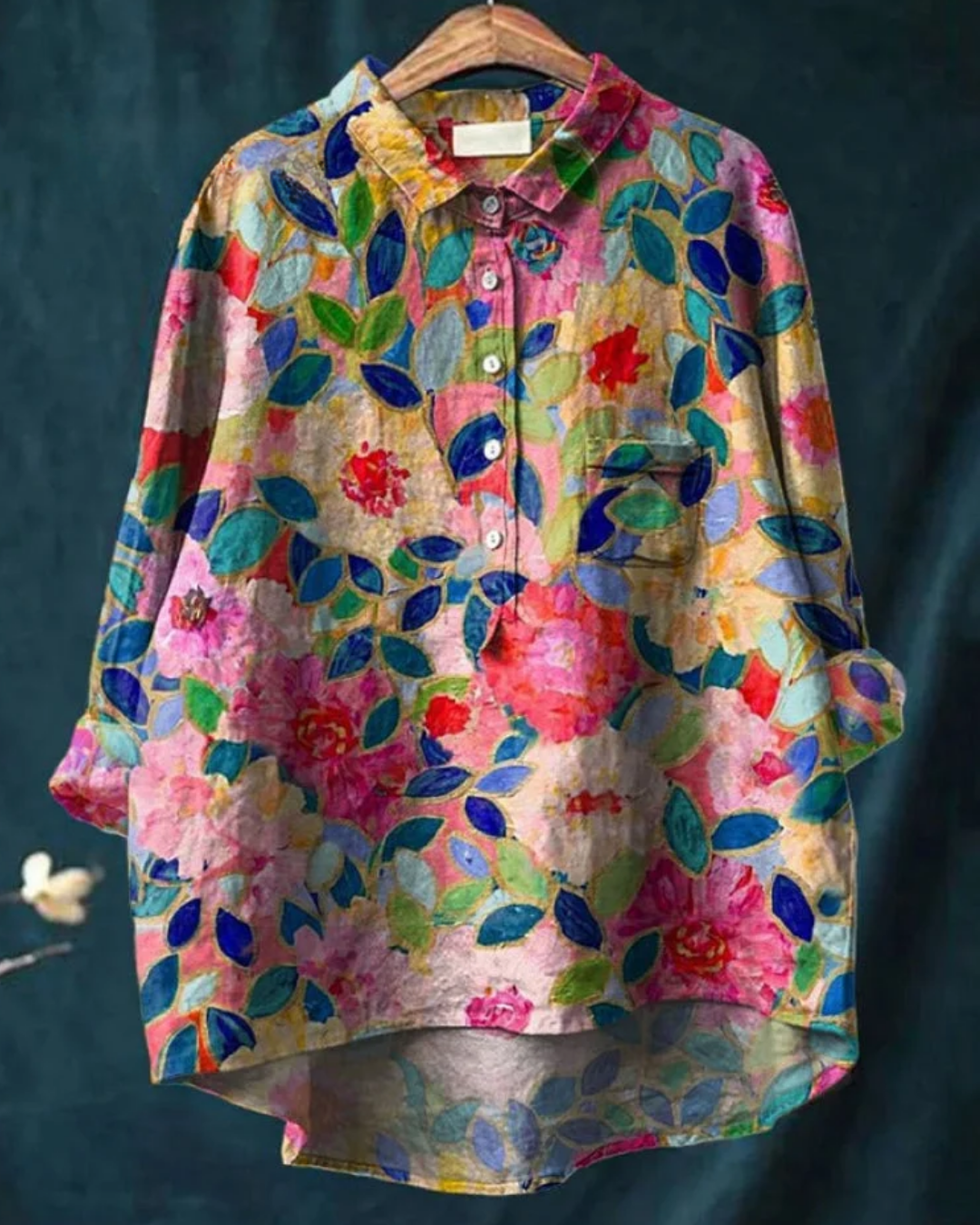 Camisa para mujer con estampado floral y botones