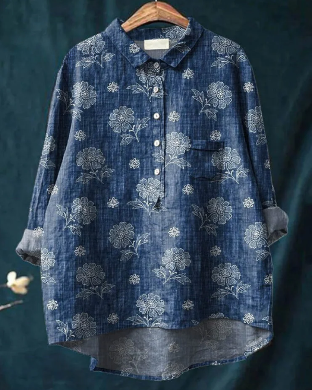 Camisa para mujer con estampado floral y botones