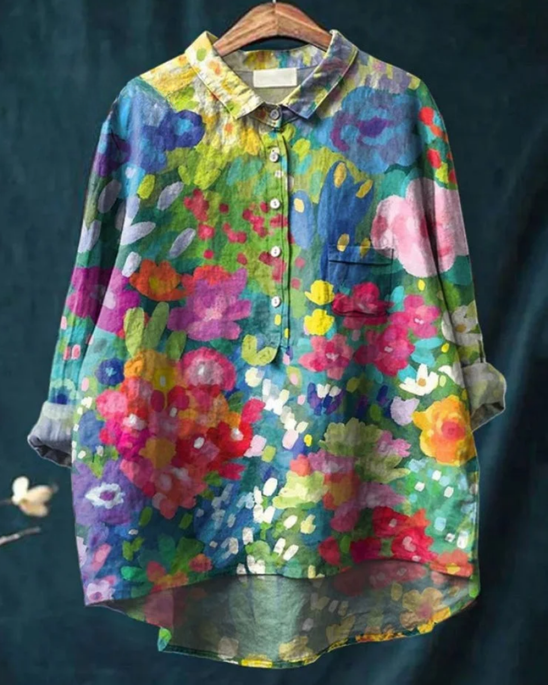 Camisa para mujer con estampado floral y botones