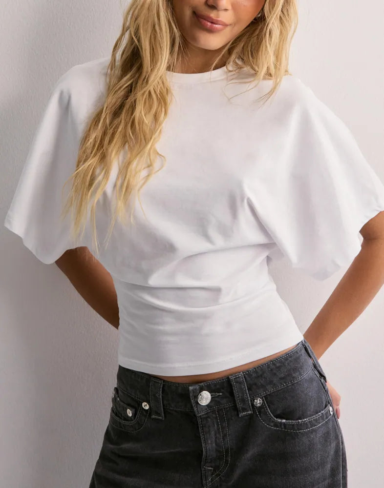 Camiseta de mujer con mangas anchas para el día a día