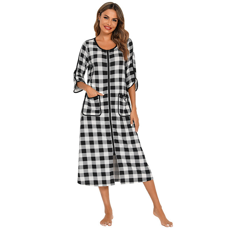 Camisón cálido con cremallera y capucha