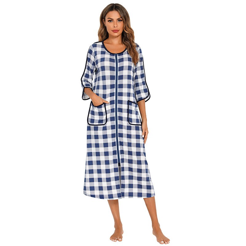 Camisón cálido con cremallera y capucha