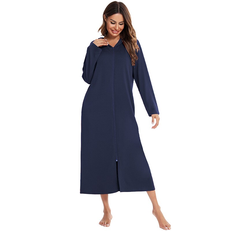 Camisón cálido con cremallera y capucha