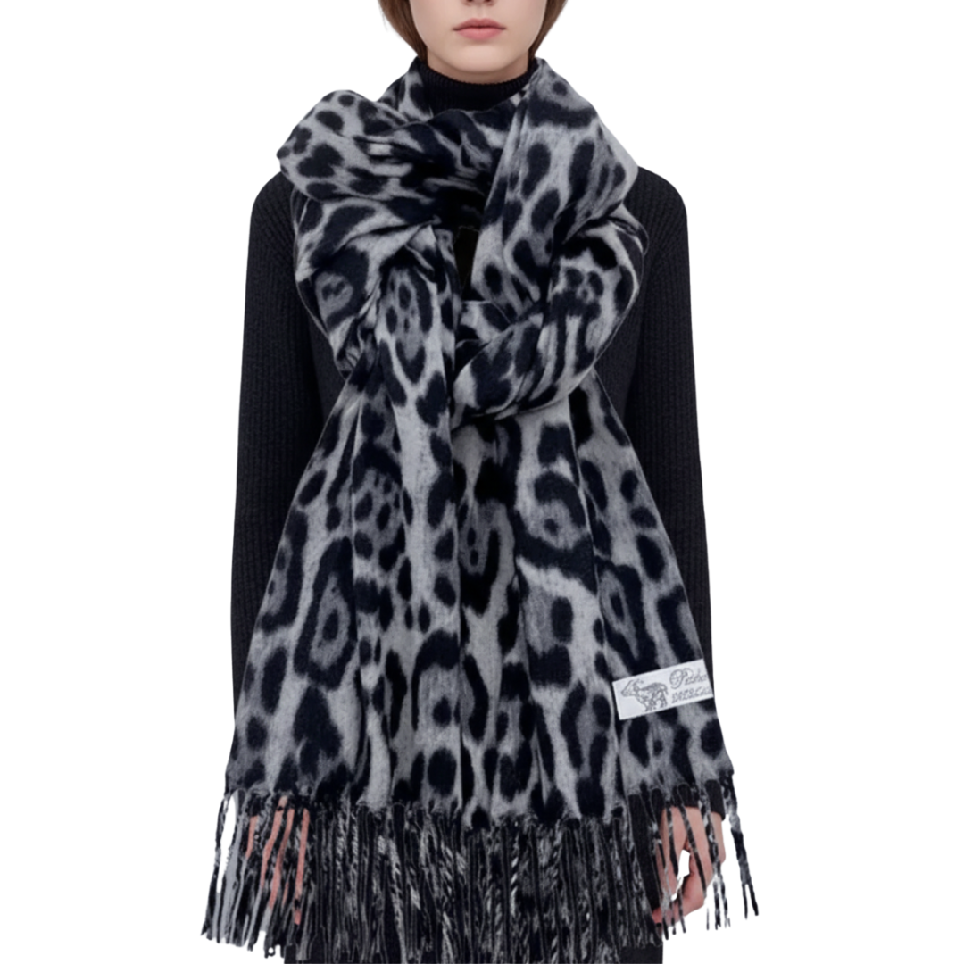 Chal con estampado de leopardo