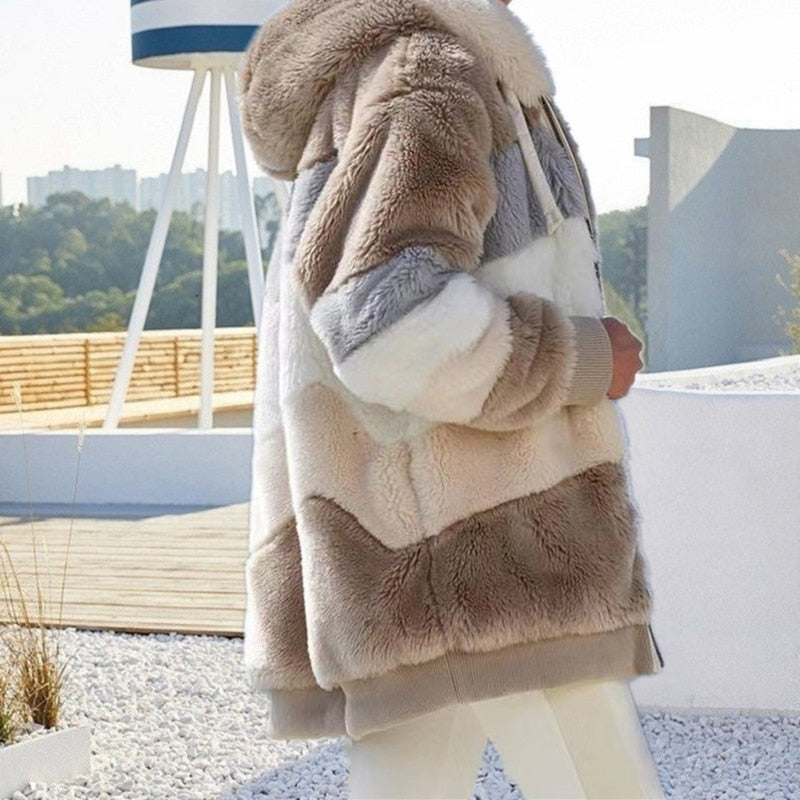 Chaleco con capucha cálido, suave y elegante