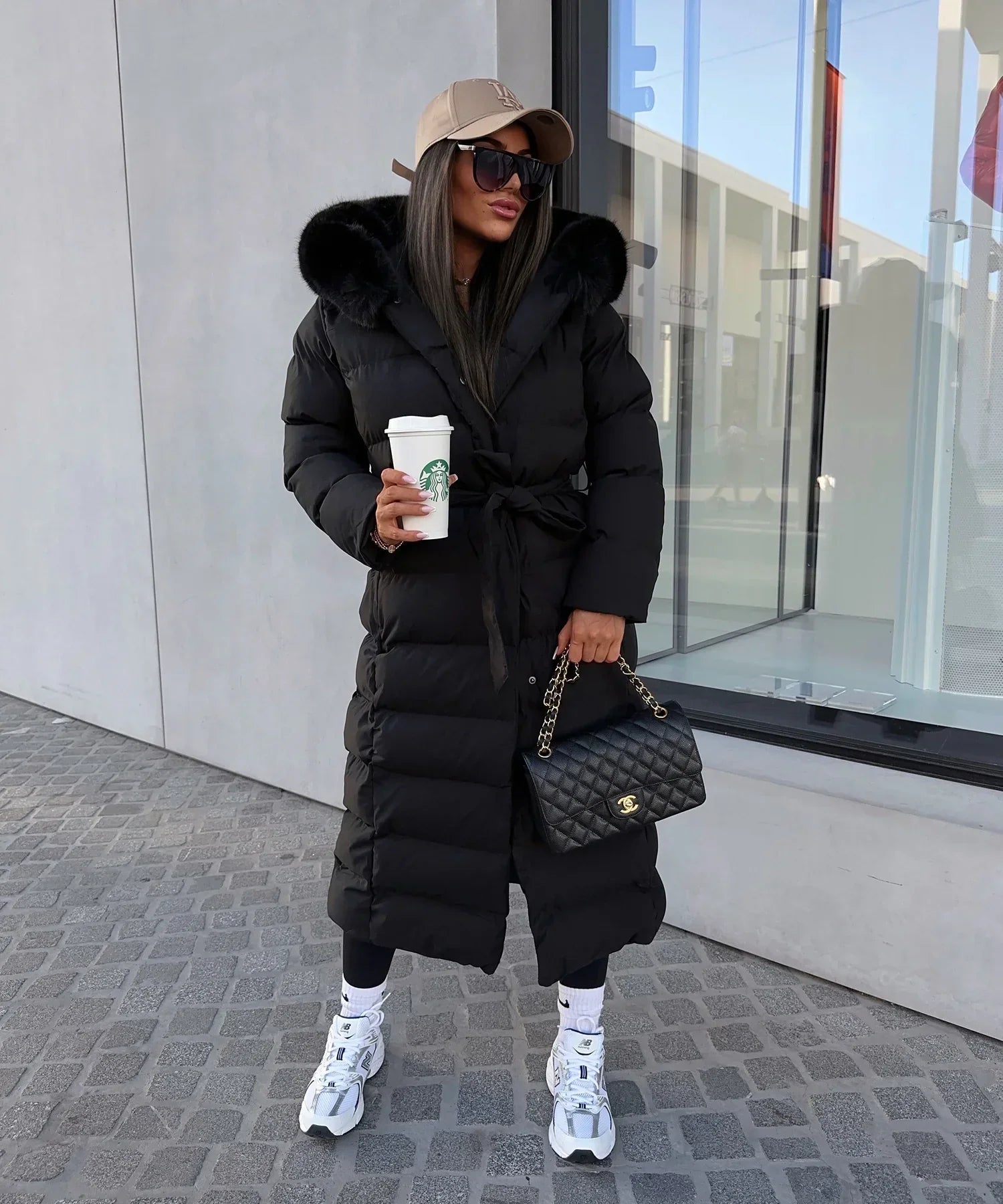 Chaqueta acolchada de invierno para mujer con cinturón