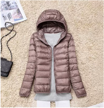 Chaqueta acolchada ligera con capucha para mujer
