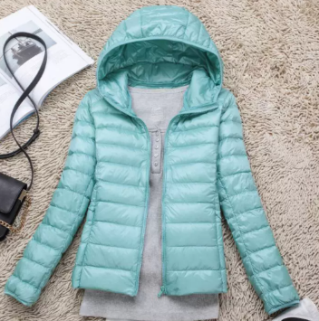 Chaqueta acolchada ligera con capucha para mujer