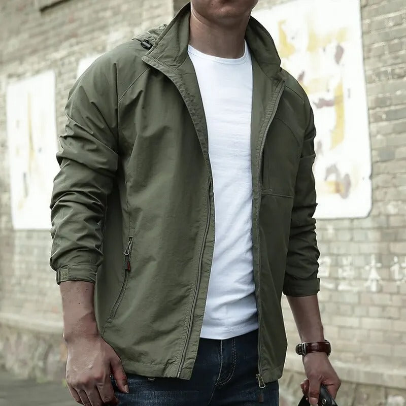 Chaqueta cargo para hombre: repelente al agua y transpirable