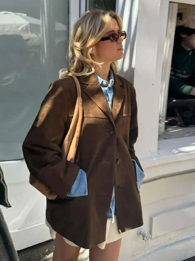 Chaqueta clásica de color marrón