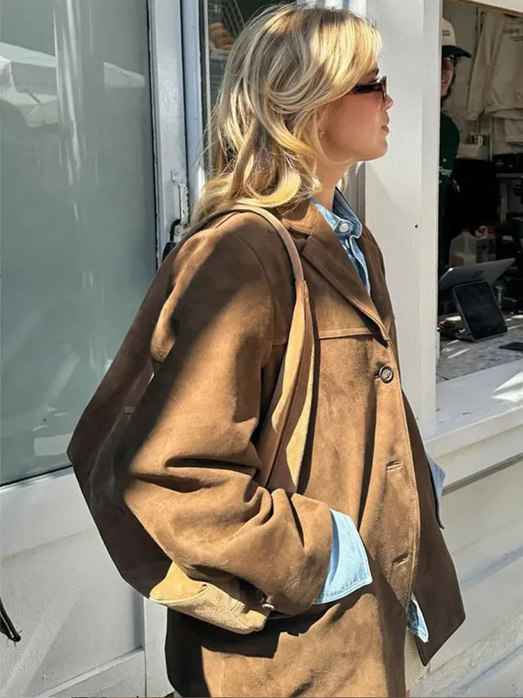 Chaqueta clásica para mujer con botones, cuello y manga larga