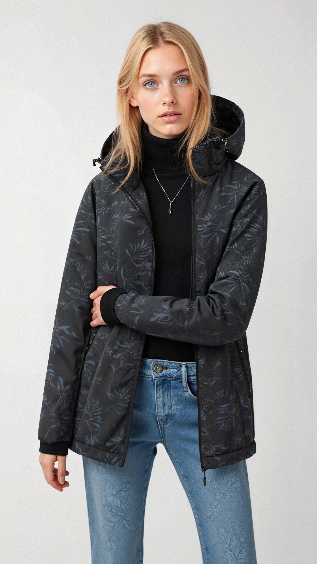 Chaqueta con capucha y cremallera para mujer con estampado floral